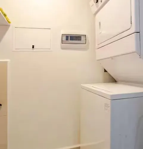 Recámara Baño Vestidor En Residencial Con Alberca *