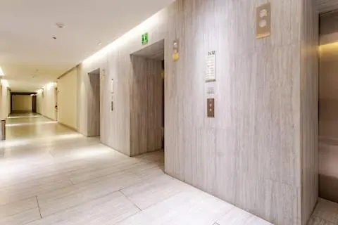 Habitación en casa particular Recámara Baño Vestidor En Residencial Con Alberca *